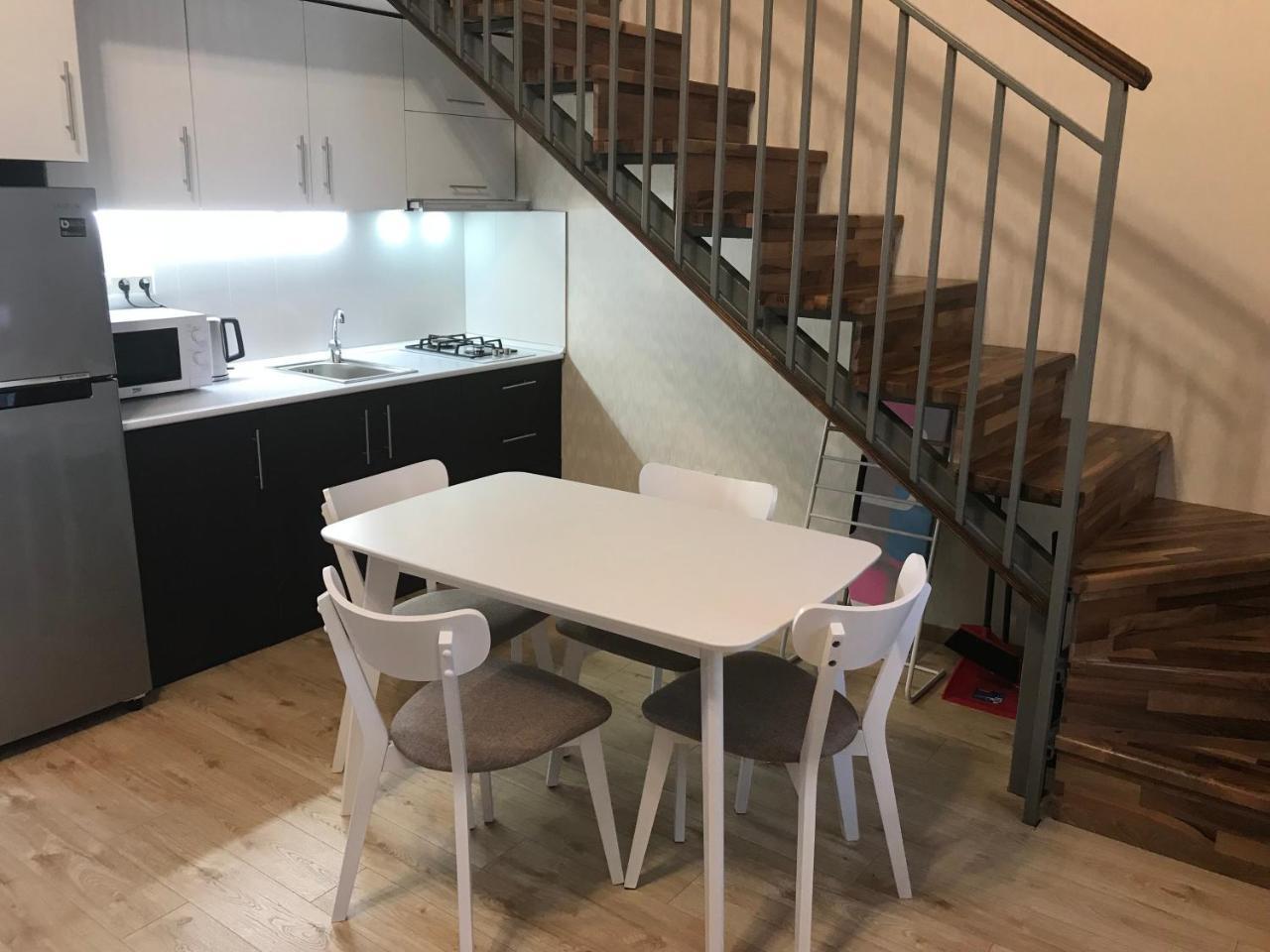 Full Comfort Apartment On Aghmashenebeli Tbilisi Zewnętrze zdjęcie