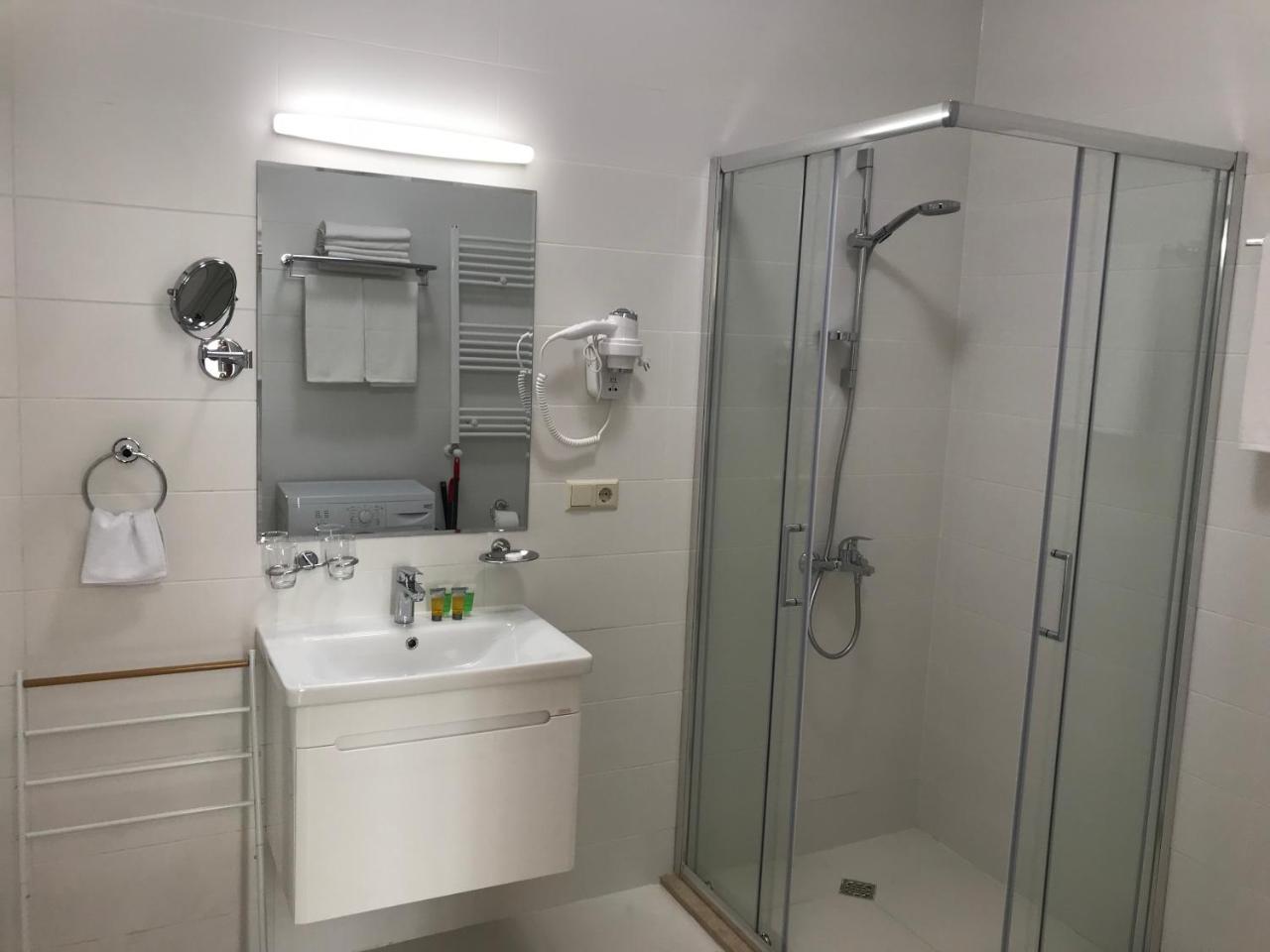 Full Comfort Apartment On Aghmashenebeli Tbilisi Zewnętrze zdjęcie