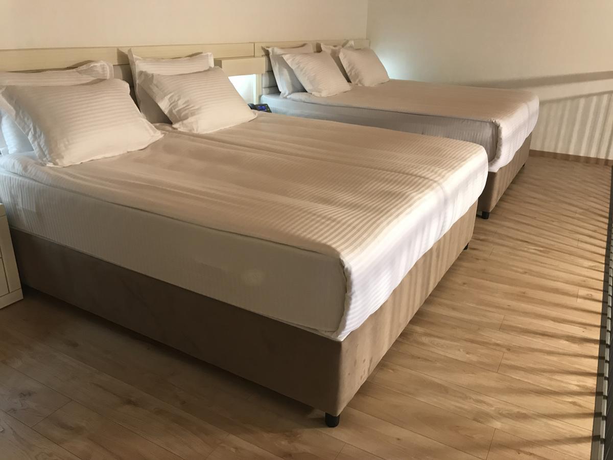Full Comfort Apartment On Aghmashenebeli Tbilisi Zewnętrze zdjęcie